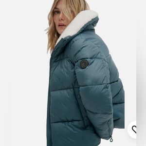 Noize Felicia Short Teal Puffer Jacket with Sherpa-Lined Hood Sz S